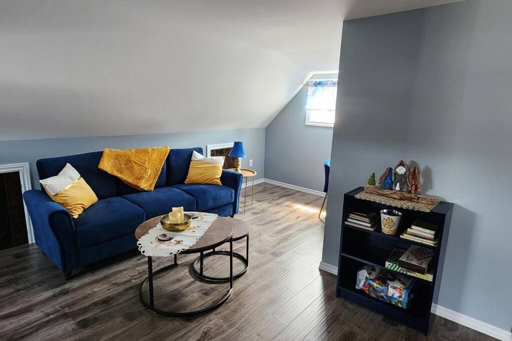 Family Ties Vacation Home - Rossy House Twillingate Exteriör bild