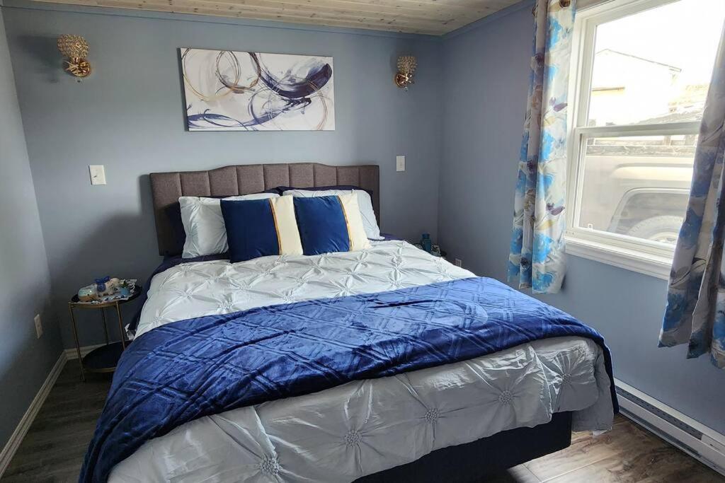 Family Ties Vacation Home - Rossy House Twillingate Exteriör bild
